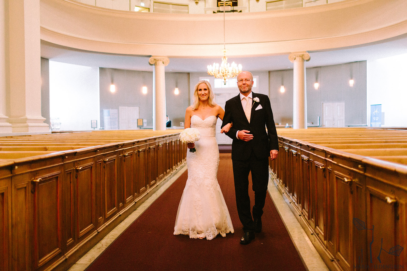 wedding in Helsinki cathedral