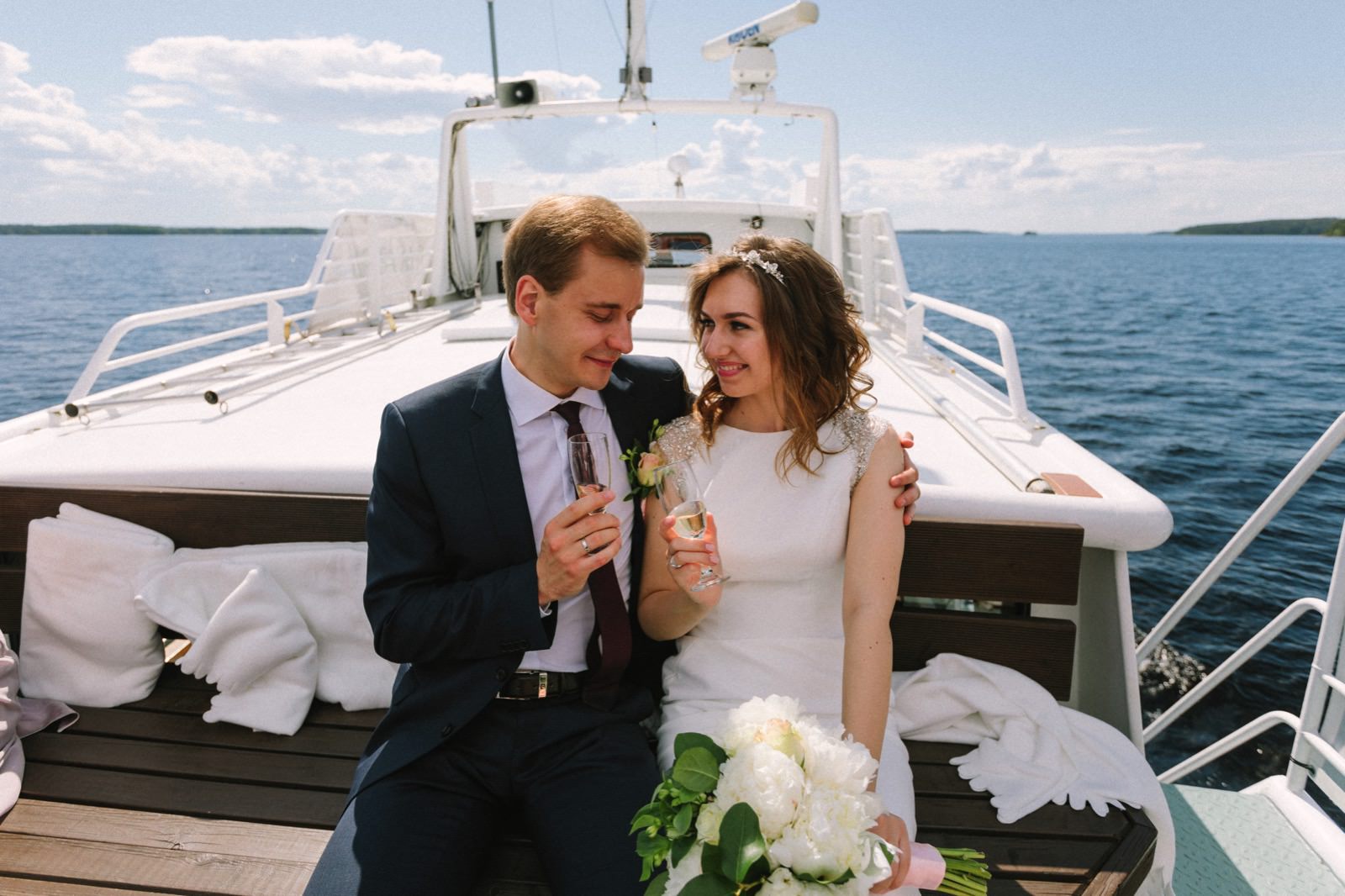 Saimaa lake wedding boat