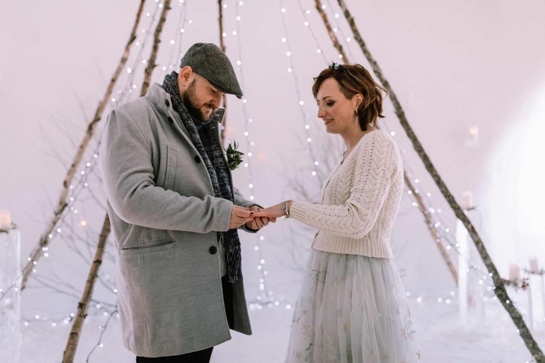 snow chapel wedding ceremony Lapland