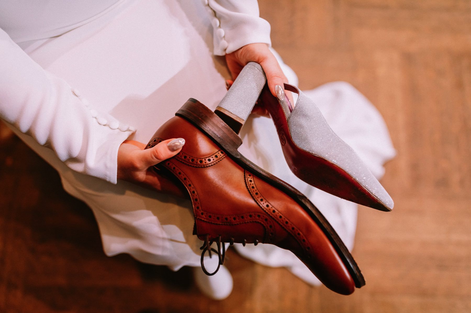 shoe game at wedding